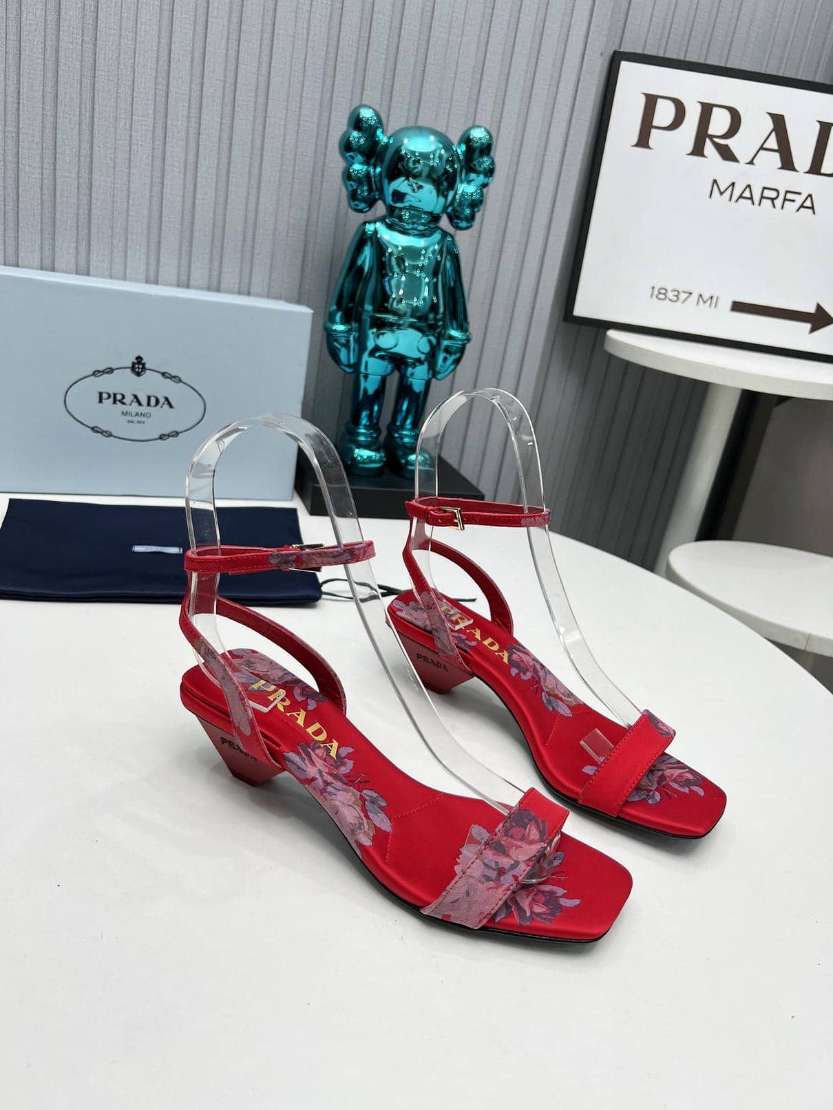 Sandal-105